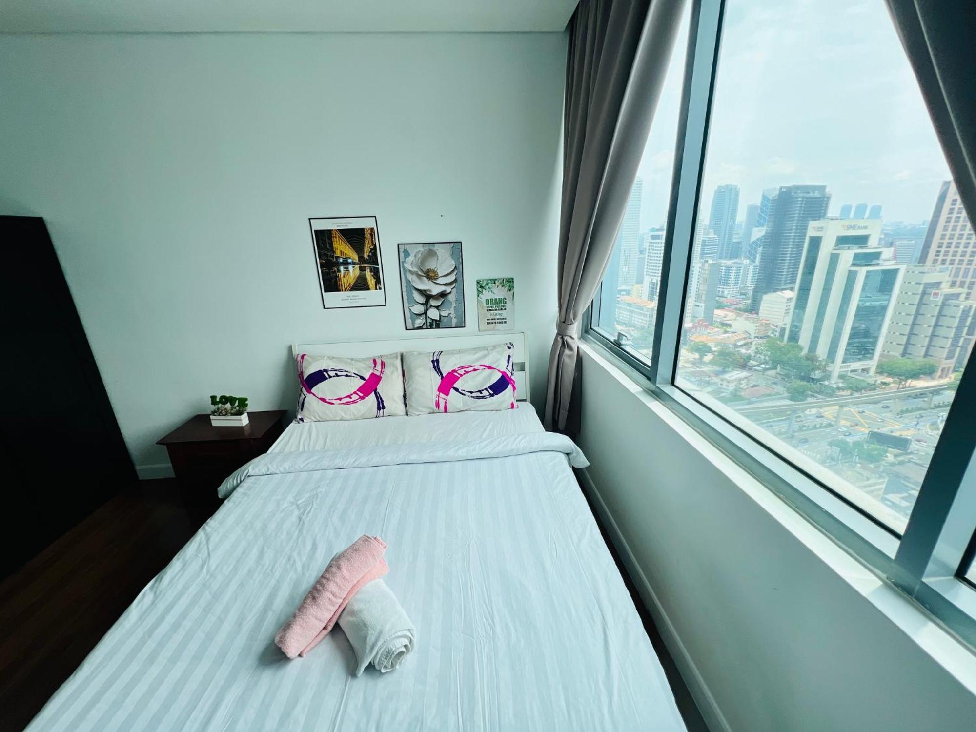 Mercu Summer Suites Klcc By Sweet Home Kuala Lumpur Luaran gambar